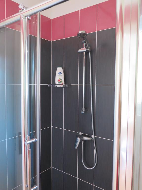 Fadine Self Catering * La Digue